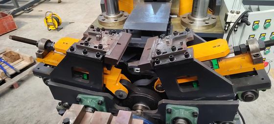 إر دبليو ريبار لحام الماكينة نظام التحكم في PLC دقة لحام ± 0.2mm