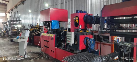 12-15m سرعة اللحام آلة لحام الألواح ذات الدقة العالية